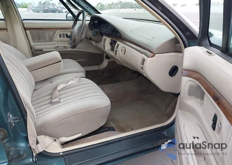 1996 Oldsmobile 88 Ls from USA, damaged, VIN 1G3HN52K5T4825271